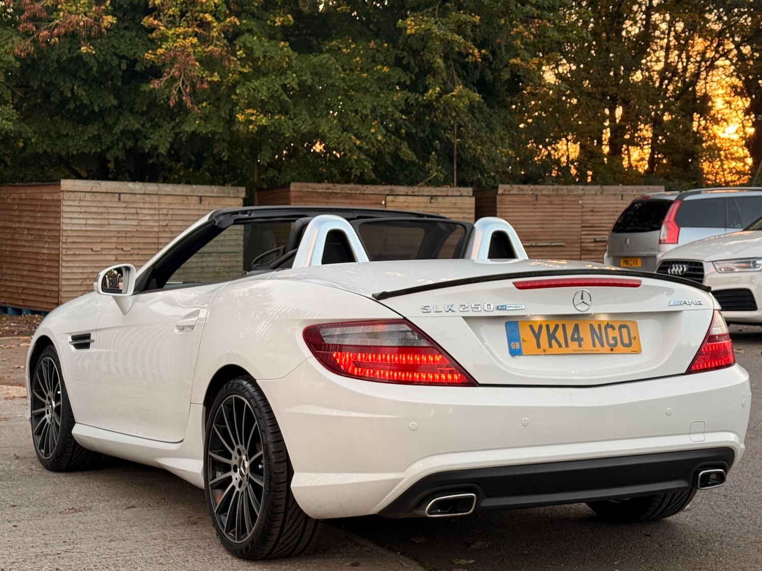 Used Mercedes-Benz SLK 2014 for sale - 76377742: Photo 5