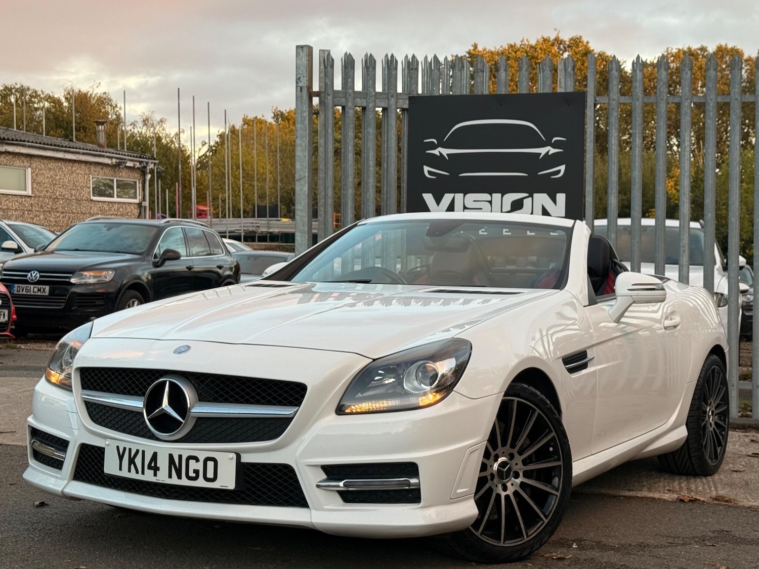 Used Mercedes-Benz SLK 2014 for sale - 76377742: Photo 9