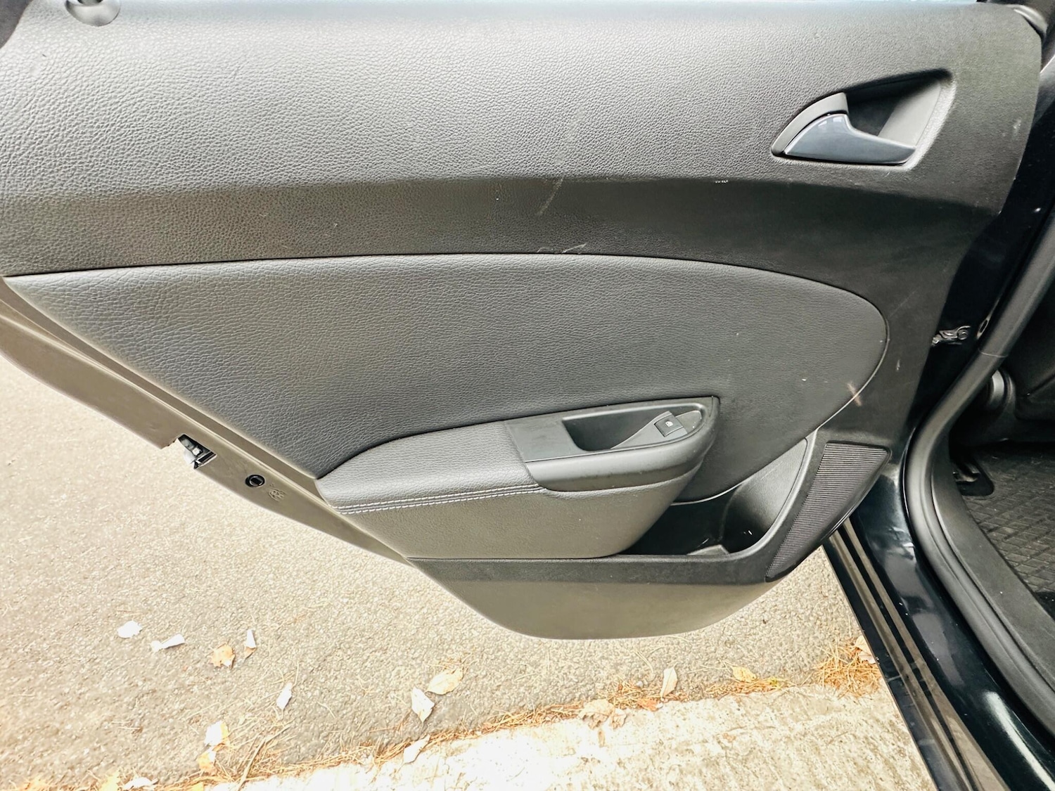 Used Vauxhall Astra 2015 for sale - 76307088: Photo 28