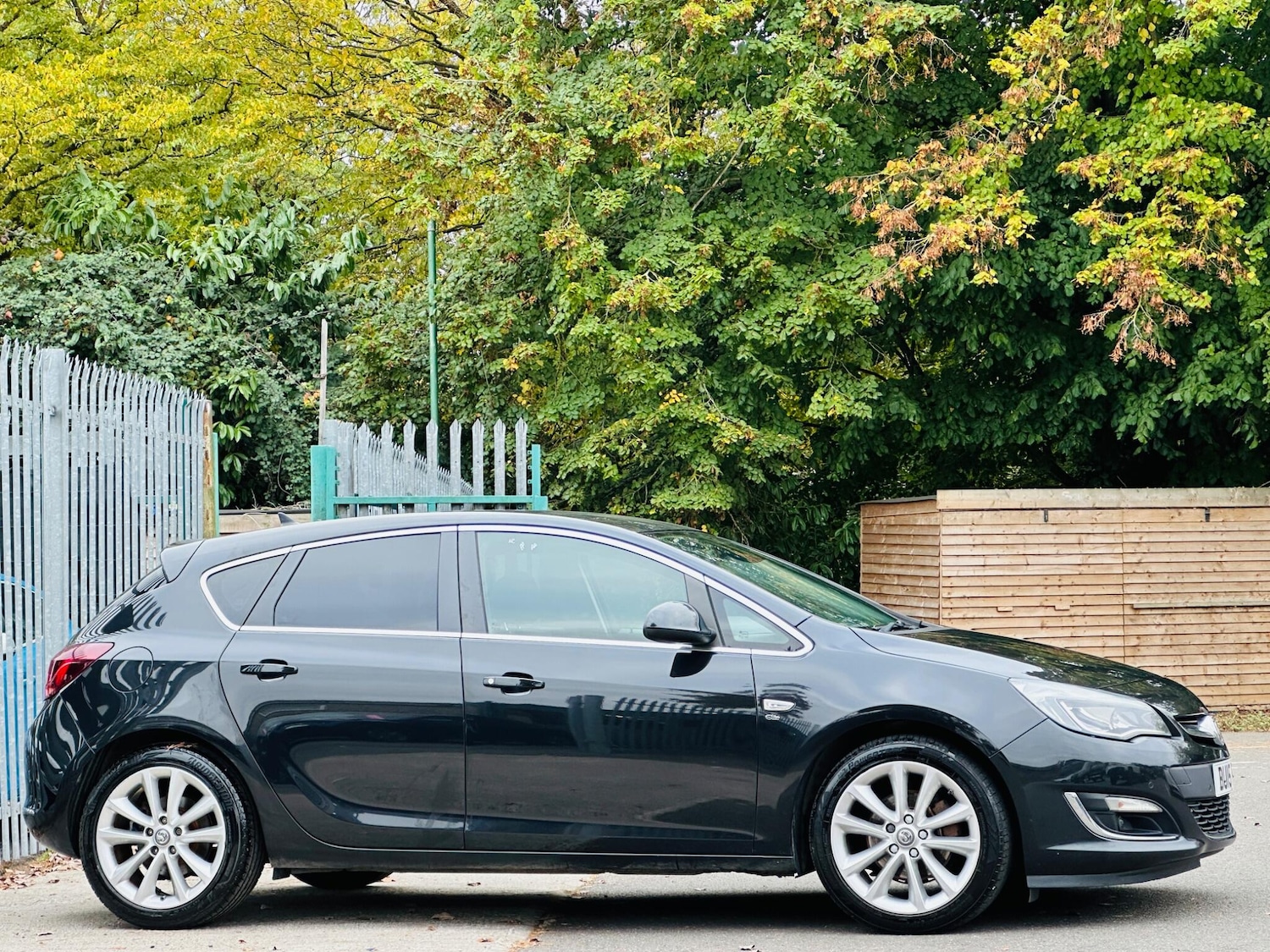 Used Vauxhall Astra 2015 for sale - 76307088: Photo 6