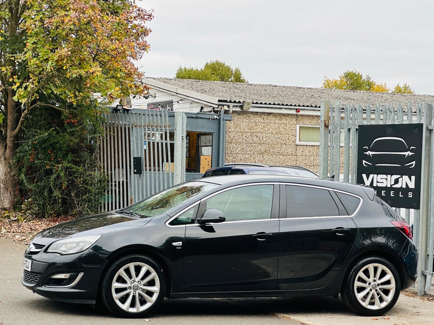 Used Vauxhall Astra 2015 for sale - 76307088: Photo 7
