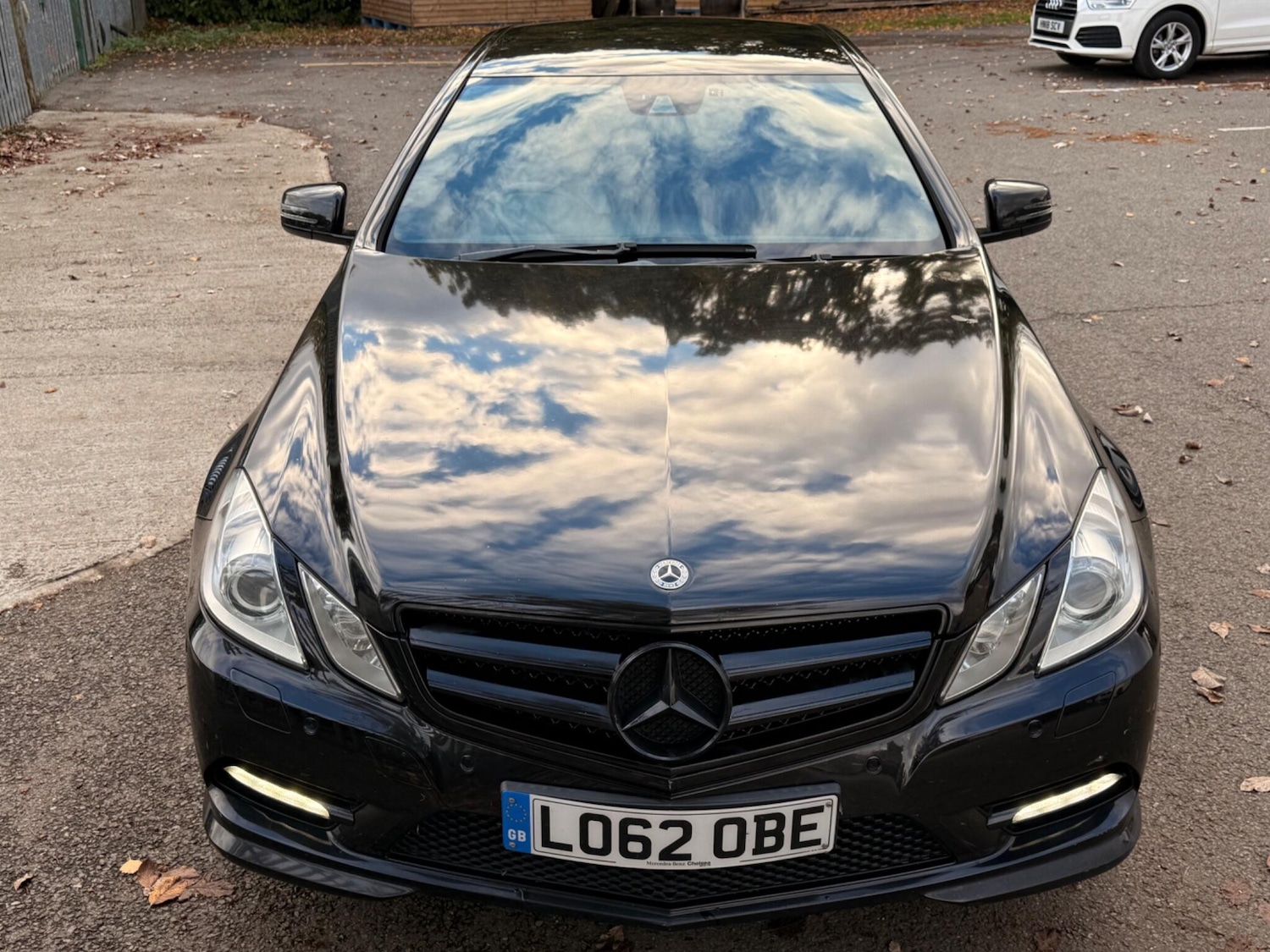 Used Mercedes-Benz E Class 2012 for sale - 76348900: Photo 4