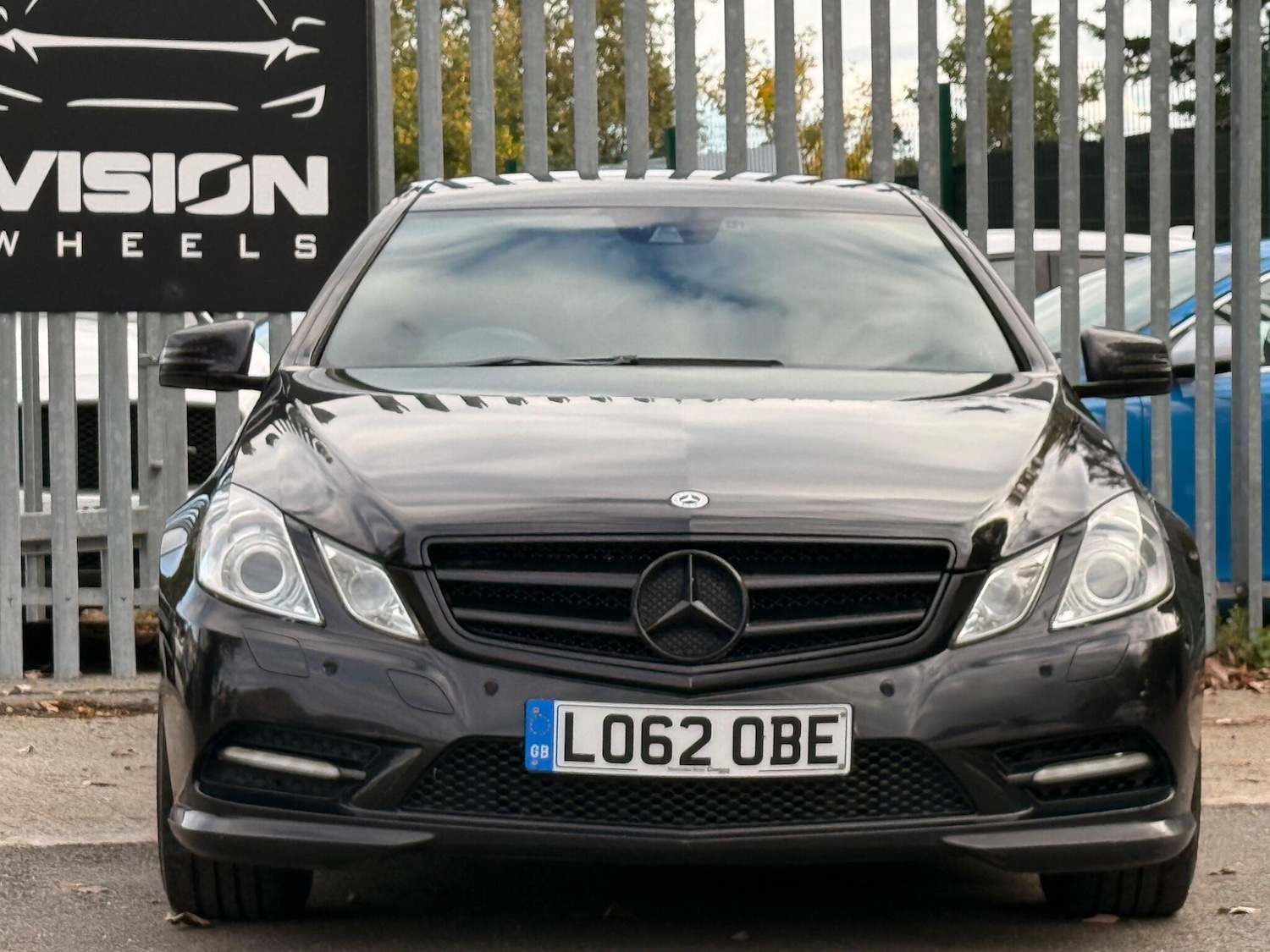 Used Mercedes-Benz E Class 2012 for sale - 76348900: Photo 5