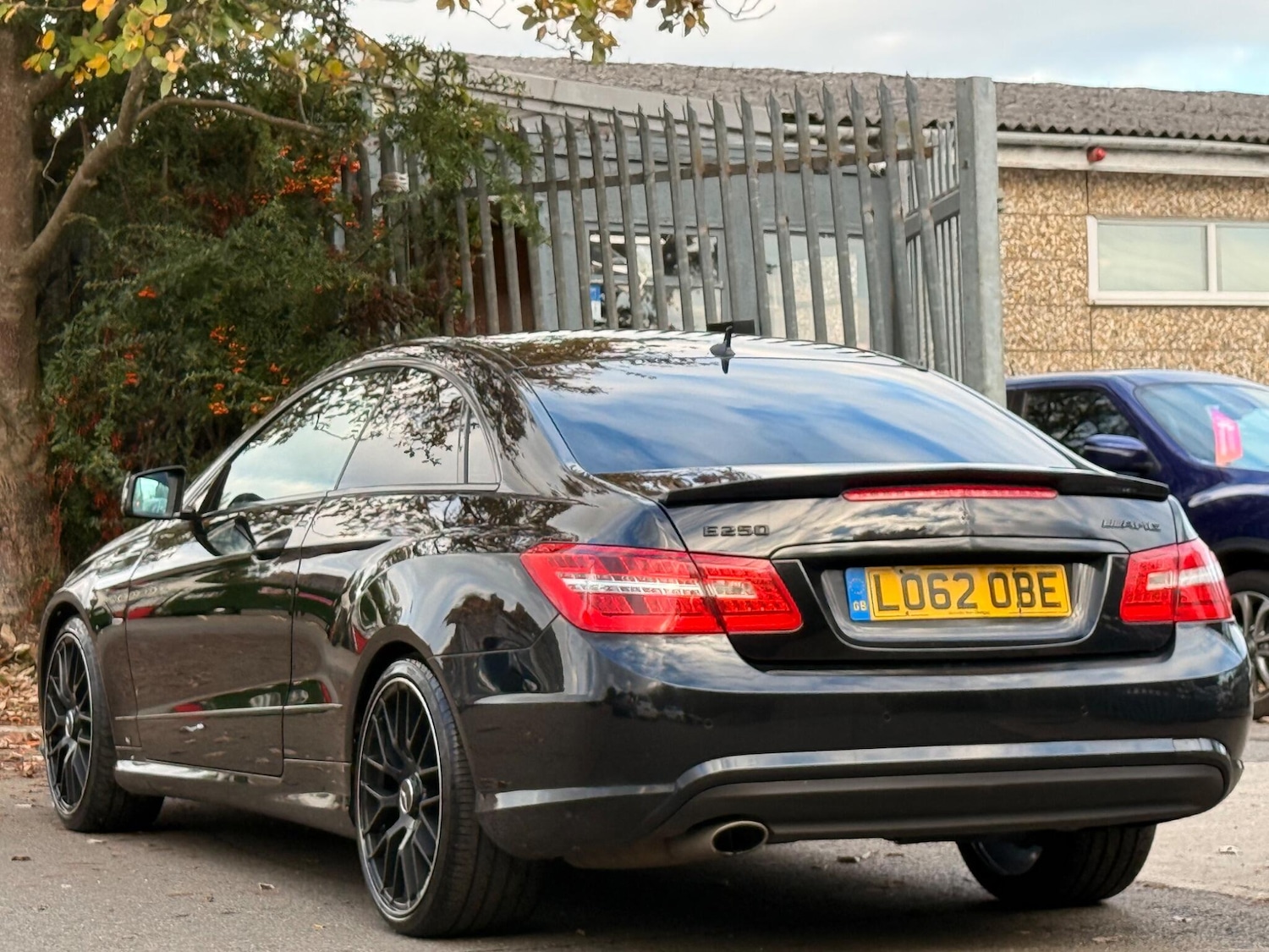 Used Mercedes-Benz E Class 2012 for sale - 76348900: Photo 6