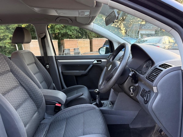 Used Volkswagen Touran 2009 for sale - 76012620: Photo 18