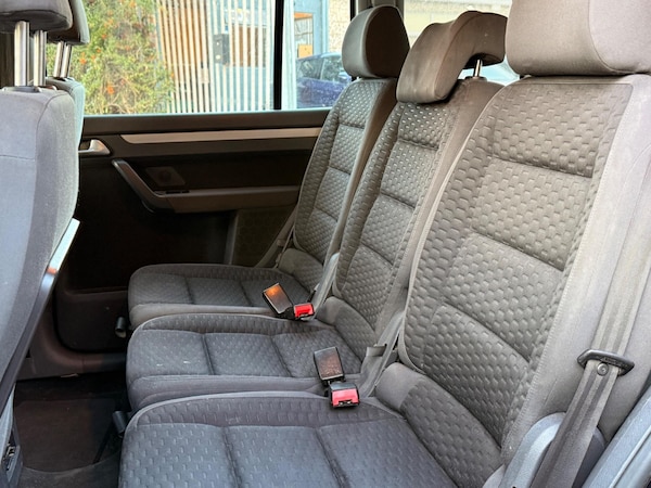 Used Volkswagen Touran 2009 for sale - 76012620: Photo 20