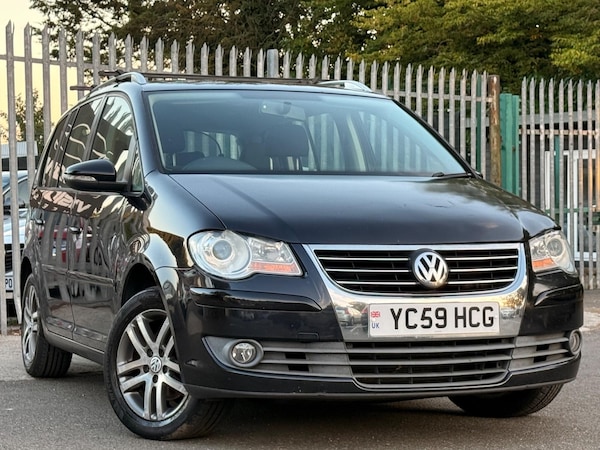 Used Volkswagen Touran 2009 for sale - 76012620: Photo 5