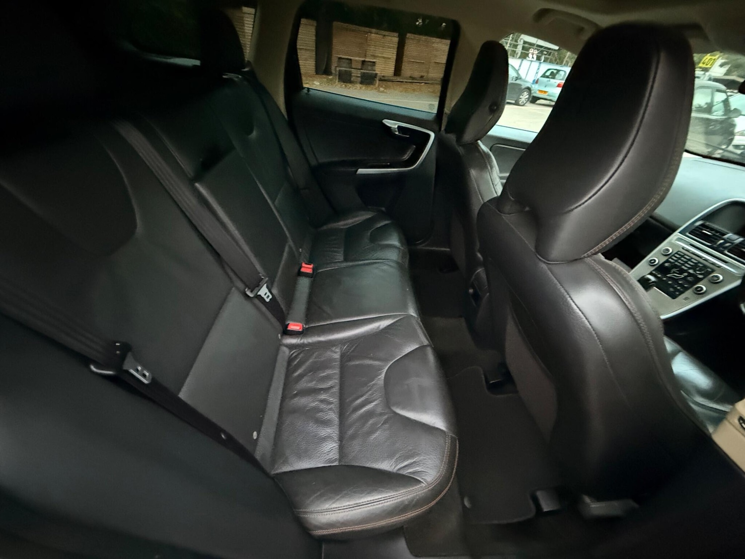 Used Volvo XC60 2010 for sale - 76657390: Photo 15