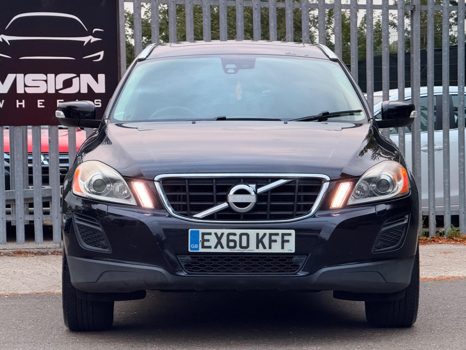 Used Volvo XC60 2010 for sale - 76657390: Photo 30