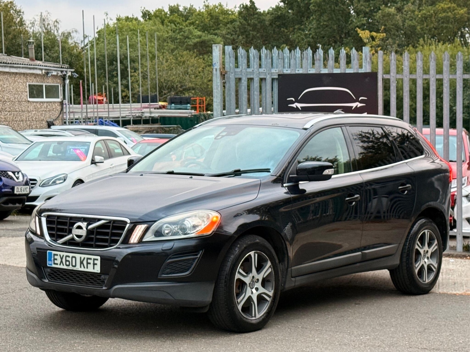 Used Volvo XC60 2010 for sale - 76657390: Photo 34