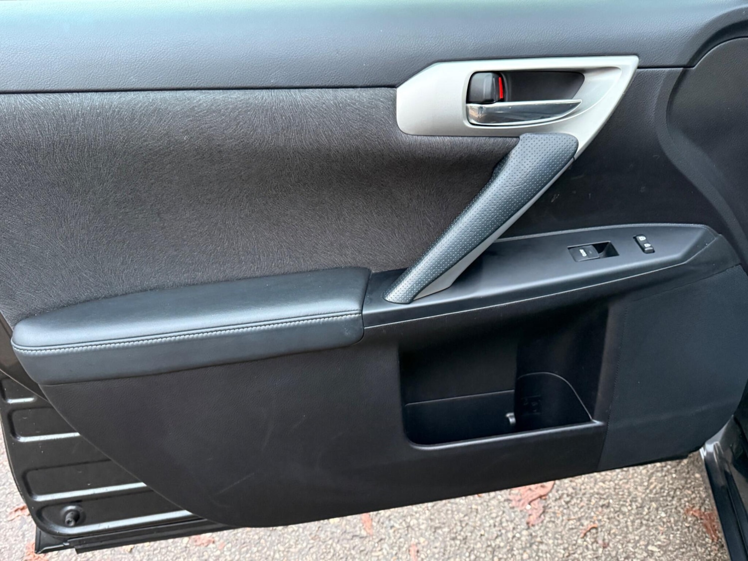 Used Lexus CT 2011 for sale - 76701179: Photo 24