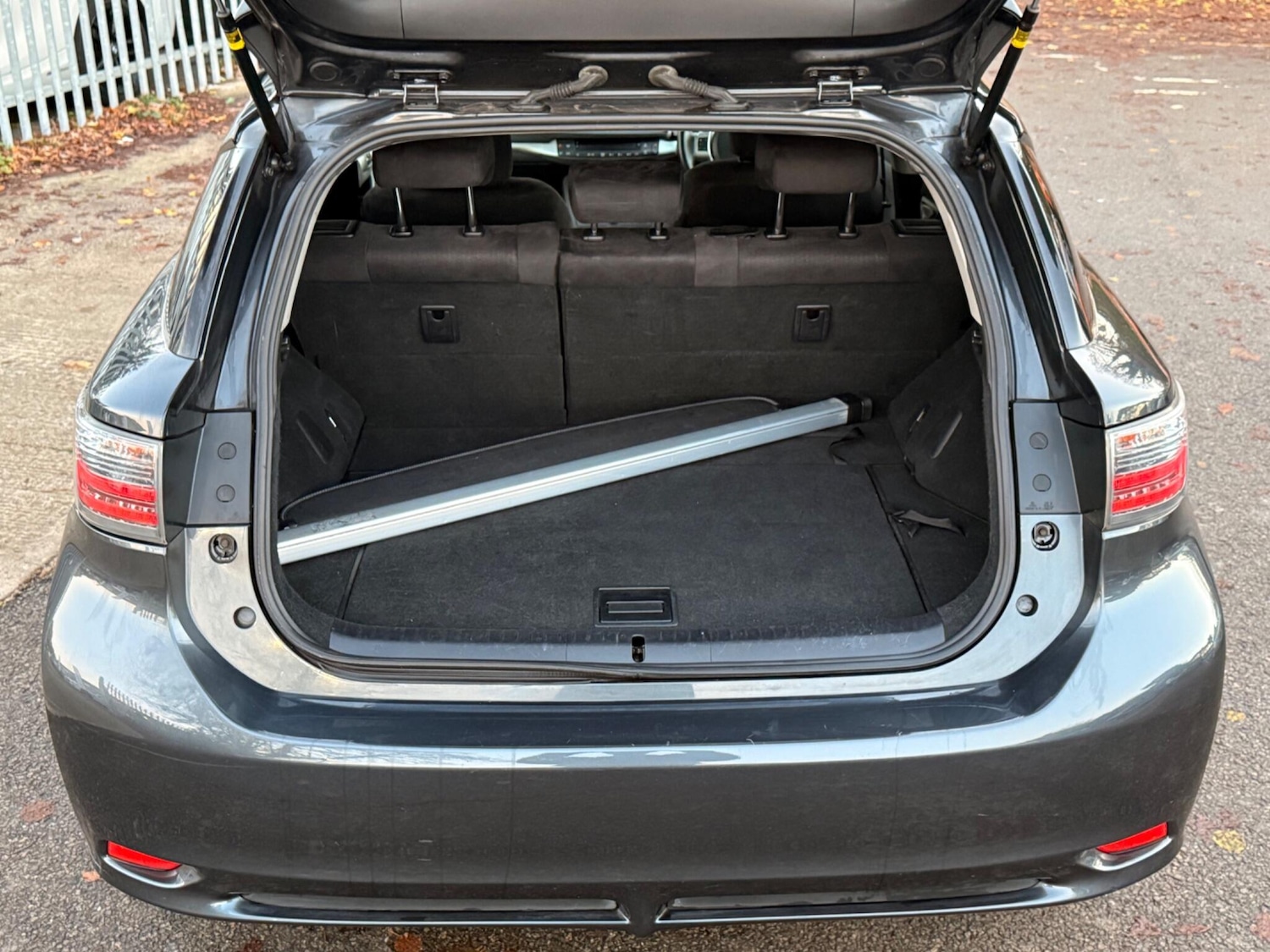 Used Lexus CT 2011 for sale - 76701179: Photo 28