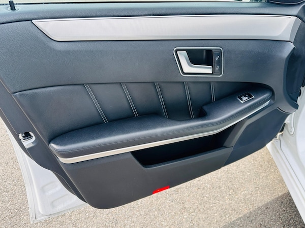 Used Mercedes-Benz E Class 2013 for sale - 75310747: Photo 32