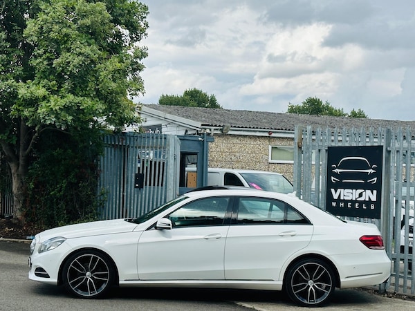 Used Mercedes-Benz E Class 2013 for sale - 75310747: Photo 7