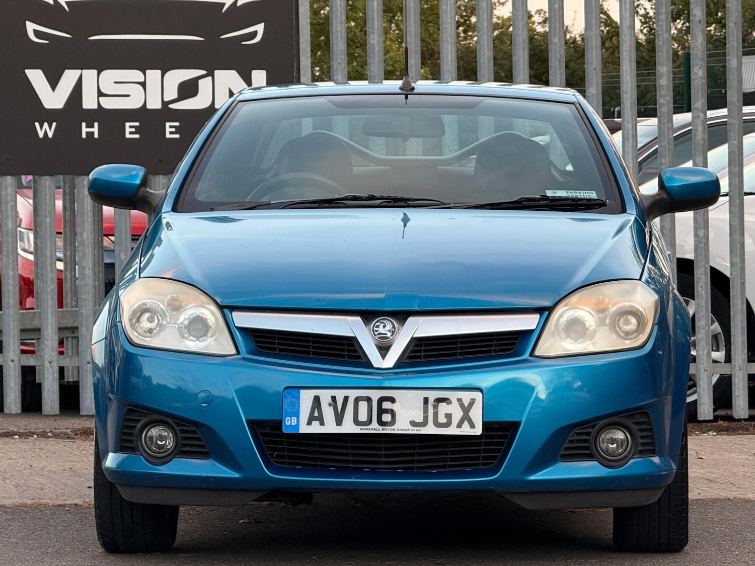 Used Vauxhall Tigra 2006 for sale - 76667185: Photo 2