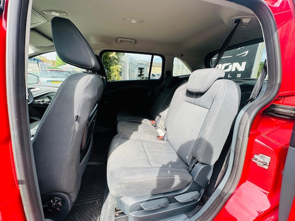 Used Ford Grand C-Max 2011 for sale - 76072392: Photo 19