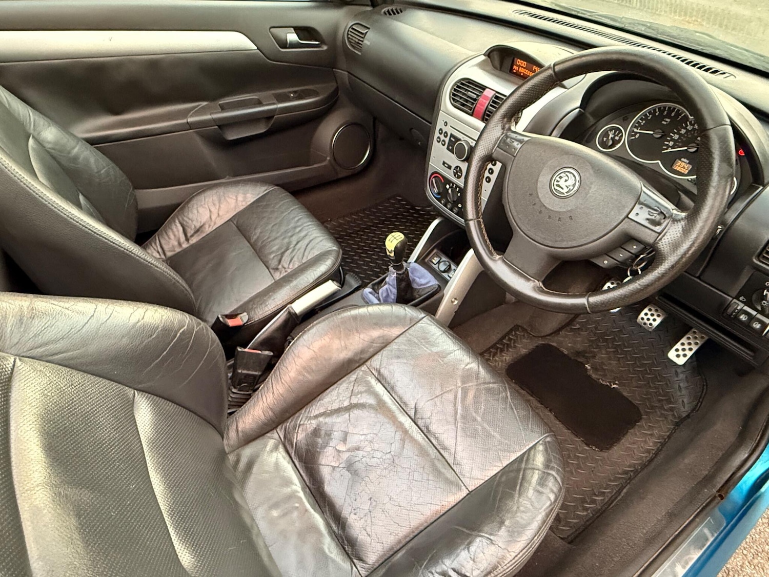 Used Vauxhall Tigra 2006 for sale - 76592668: Photo 19