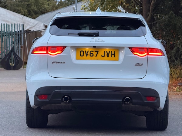 Used Jaguar F-Pace 2017 for sale - 76228025: Photo 18