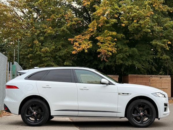 Used Jaguar F-Pace 2017 for sale - 76228025: Photo 19