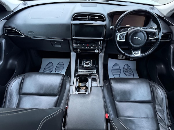 Used Jaguar F-Pace 2017 for sale - 76228025: Photo 22