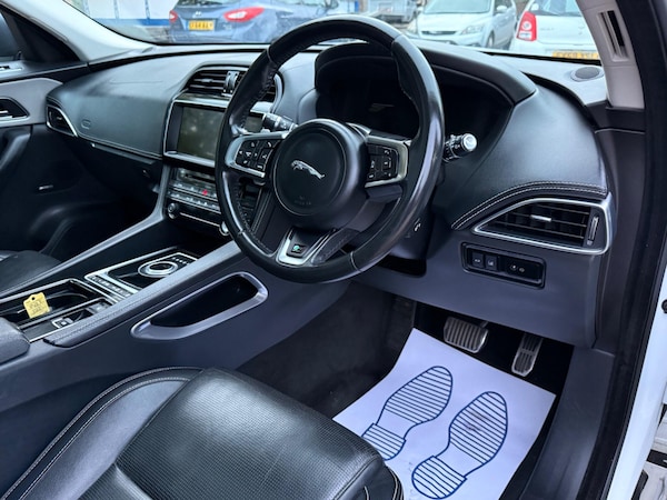 Used Jaguar F-Pace 2017 for sale - 76228025: Photo 23
