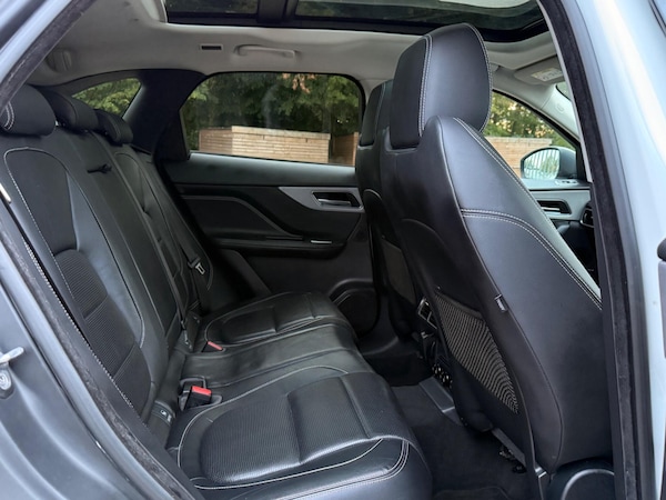 Used Jaguar F-Pace 2017 for sale - 76228025: Photo 28