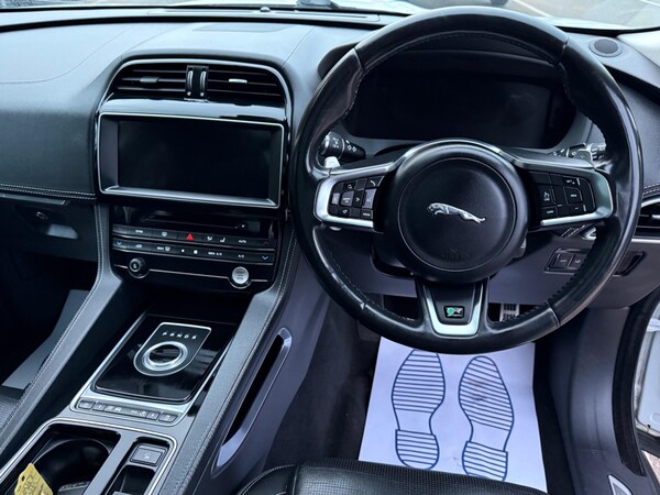 Used Jaguar F-Pace 2017 for sale - 76228025: Photo 41