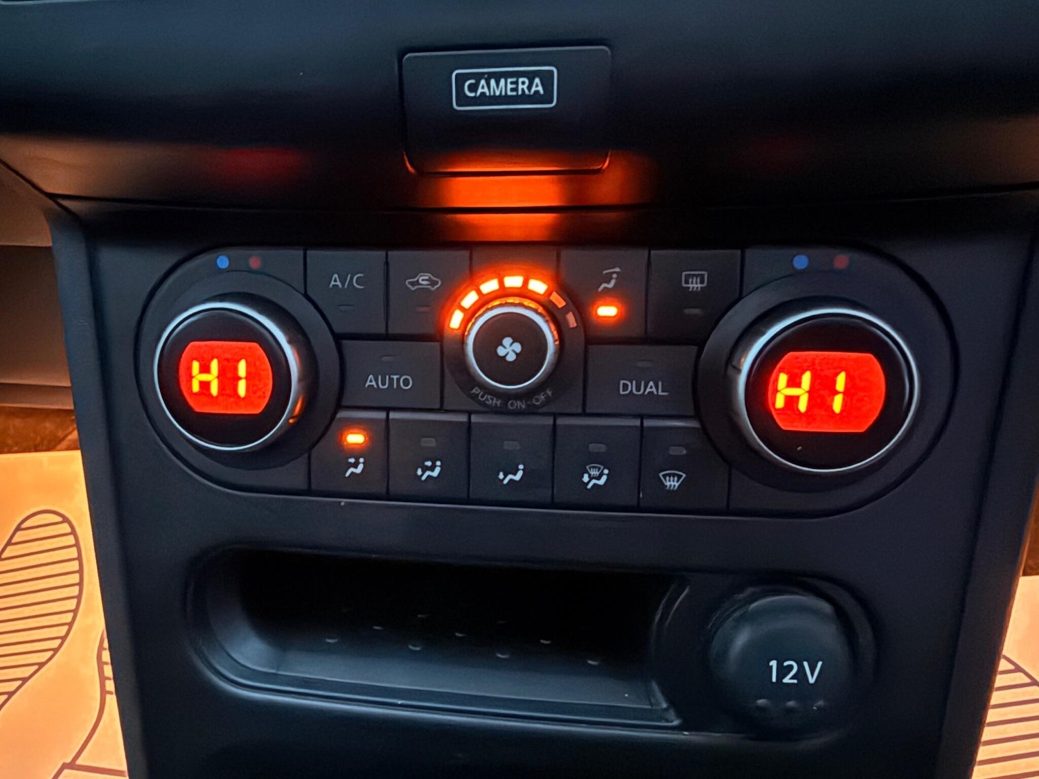 Used Nissan Qashqai 2013 for sale - 76318015: Photo 33