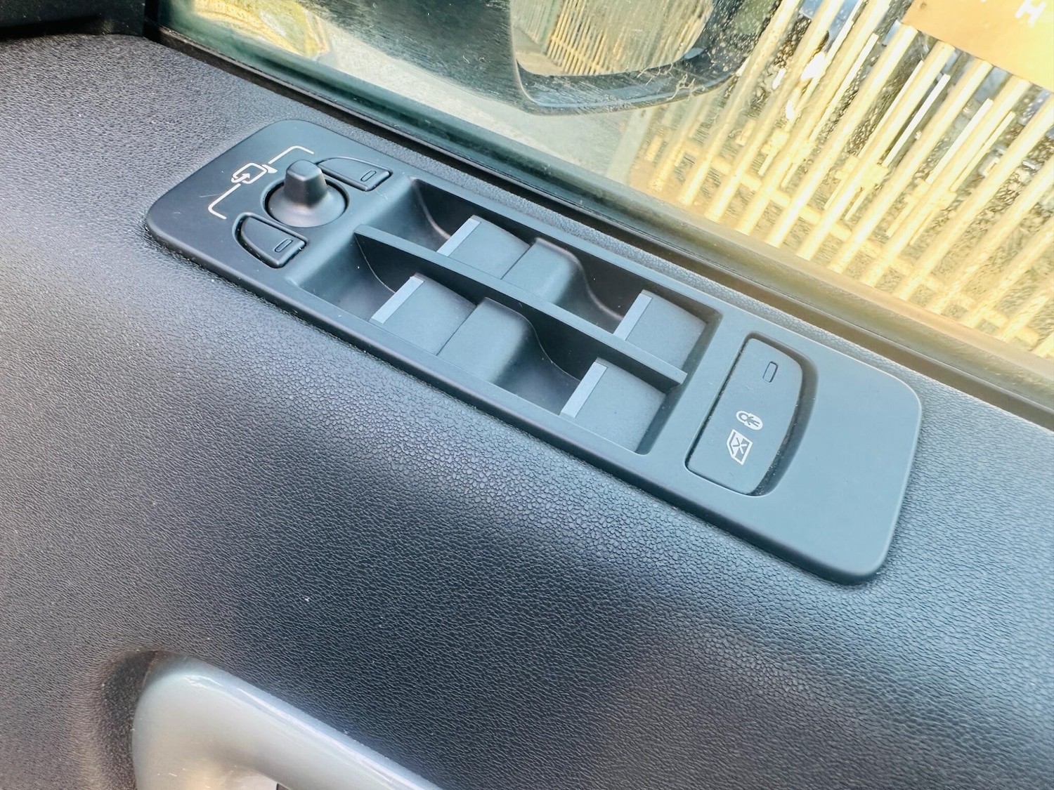 Vehicle 33