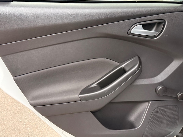 Used Ford Focus 2012 for sale - 76226894: Photo 24