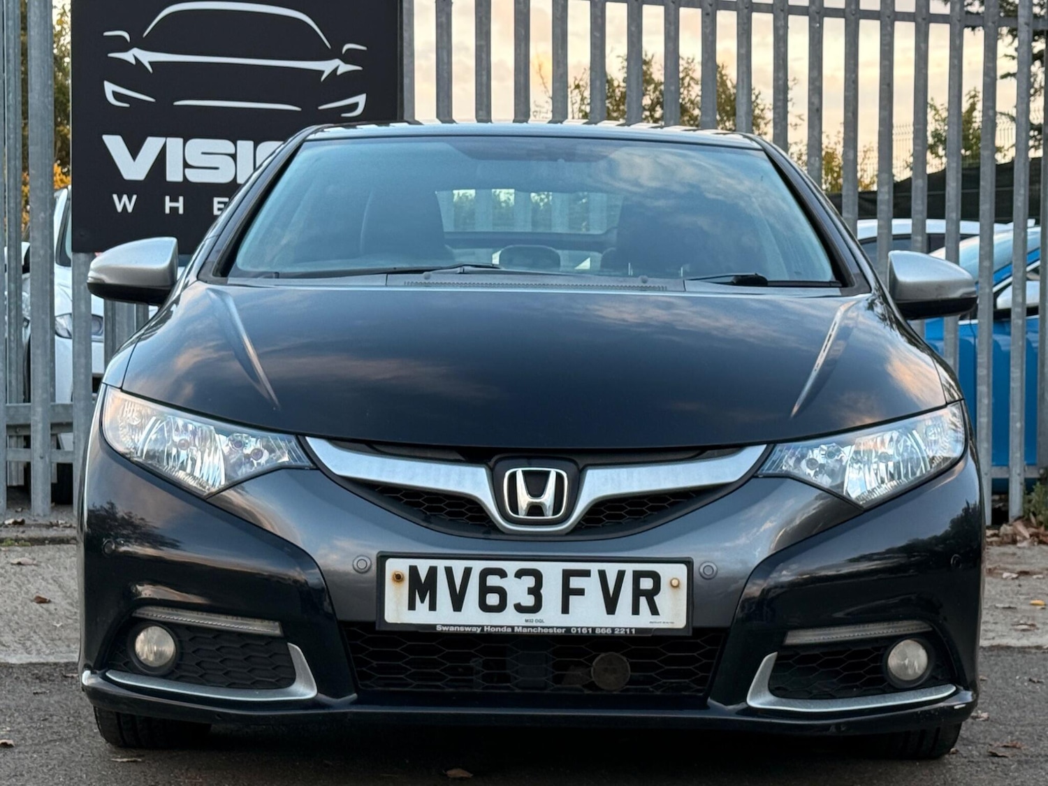 Used Honda Civic 2013 for sale - 76349878: Photo 3
