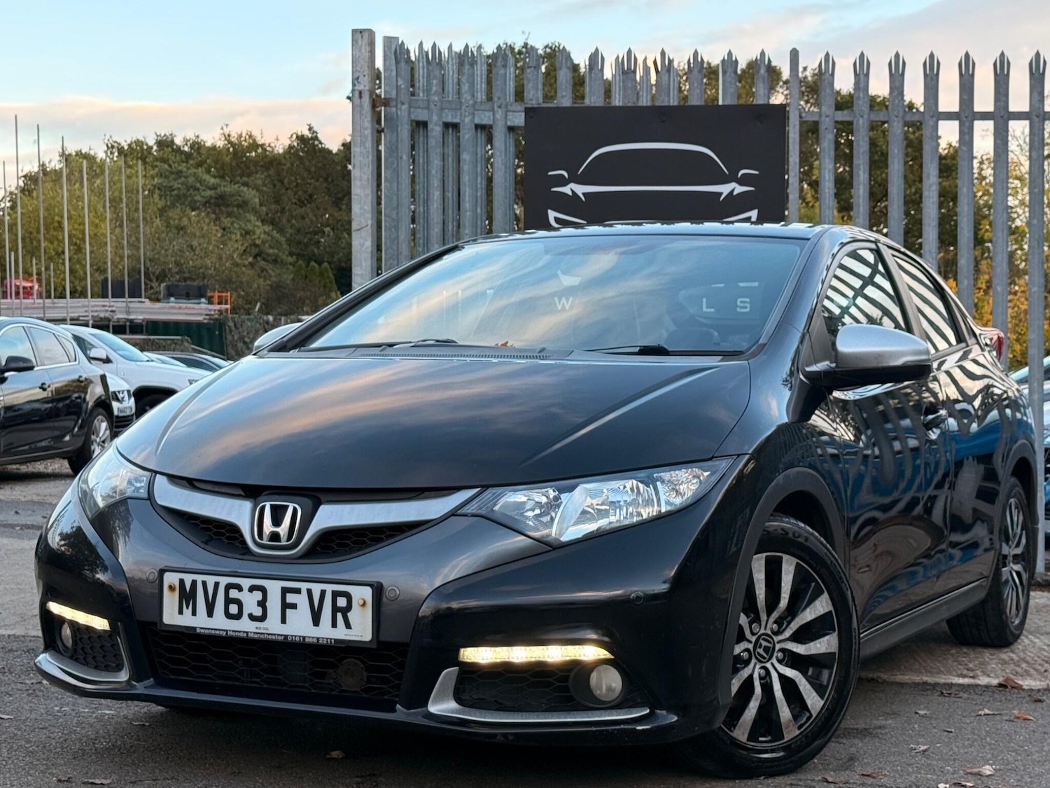 Used Honda Civic 2013 for sale - 76349878: Photo 4