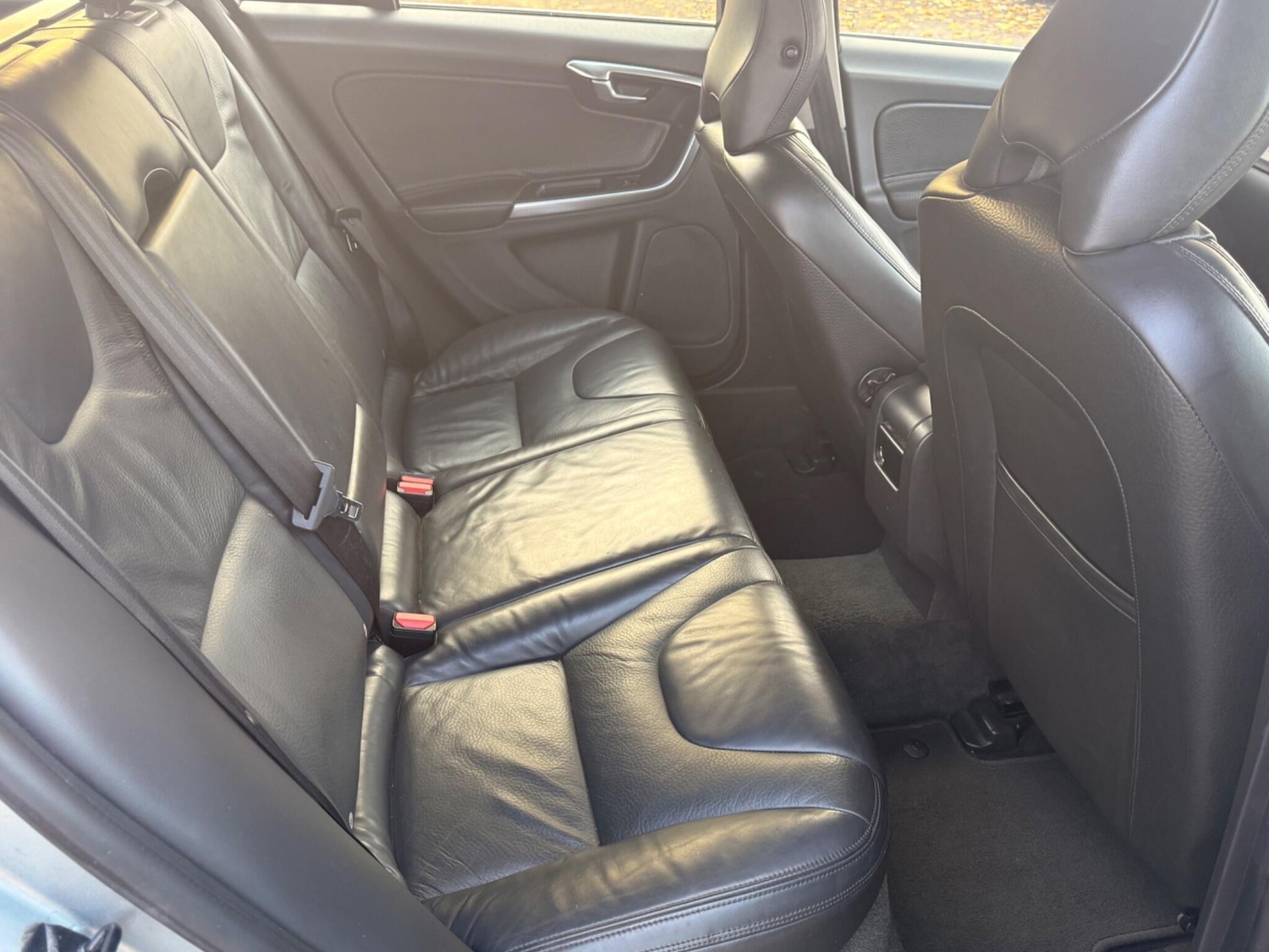 Used Volvo V60 2013 for sale - 76572950: Photo 20