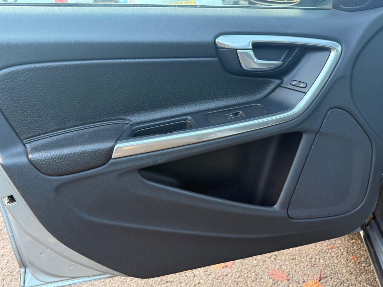 Used Volvo V60 2013 for sale - 76572950: Photo 22