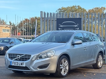 Used Volvo V60 2013 for sale - 76572950: Photo