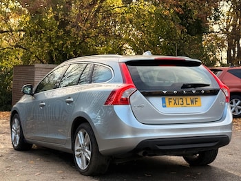 Used Volvo V60 2013 for sale - 76572950: Photo