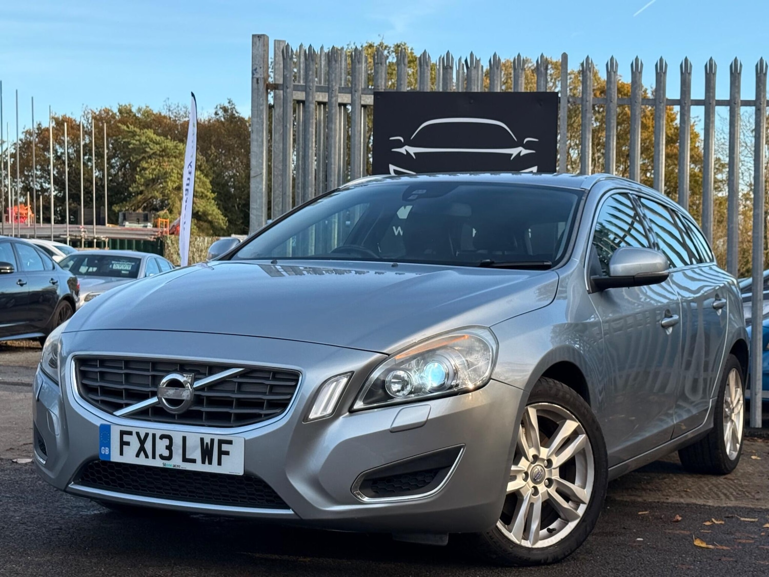 Used Volvo V60 2013 for sale - 76572950: Photo 7