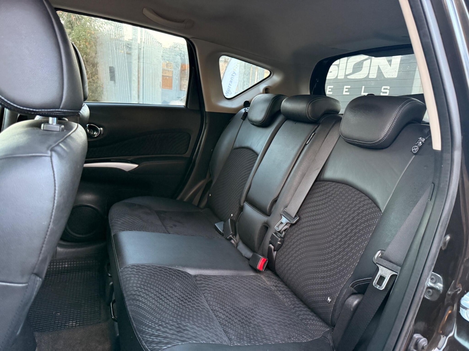 Used Nissan Note 2014 for sale - 76592204: Photo 21