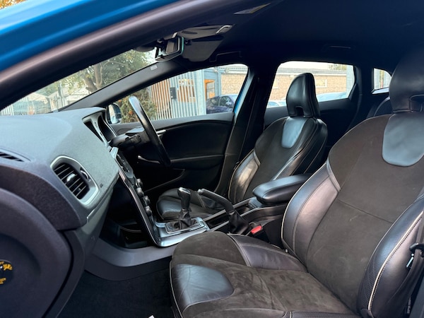 Used Volvo V40 2014 for sale - 76259654: Photo 28