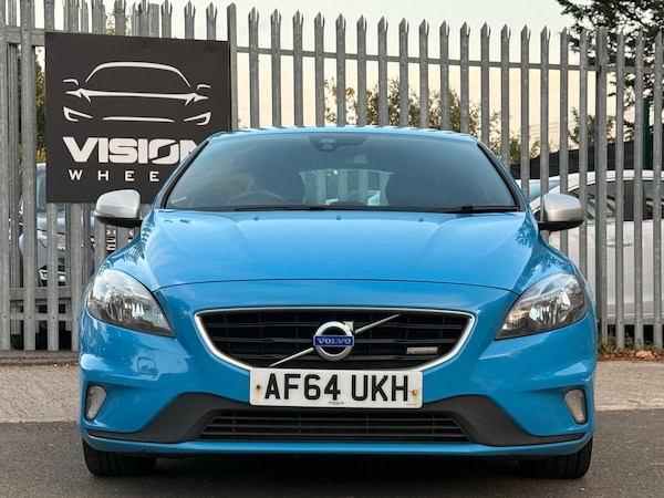 Used Volvo V40 2014 for sale - 76259654: Photo 2