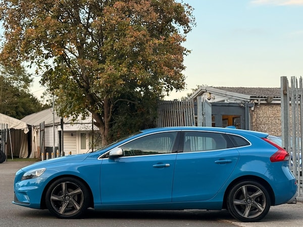 Used Volvo V40 2014 for sale - 76259654: Photo 7