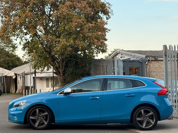 Used Volvo V40 2014 for sale - 76259654: Photo 8