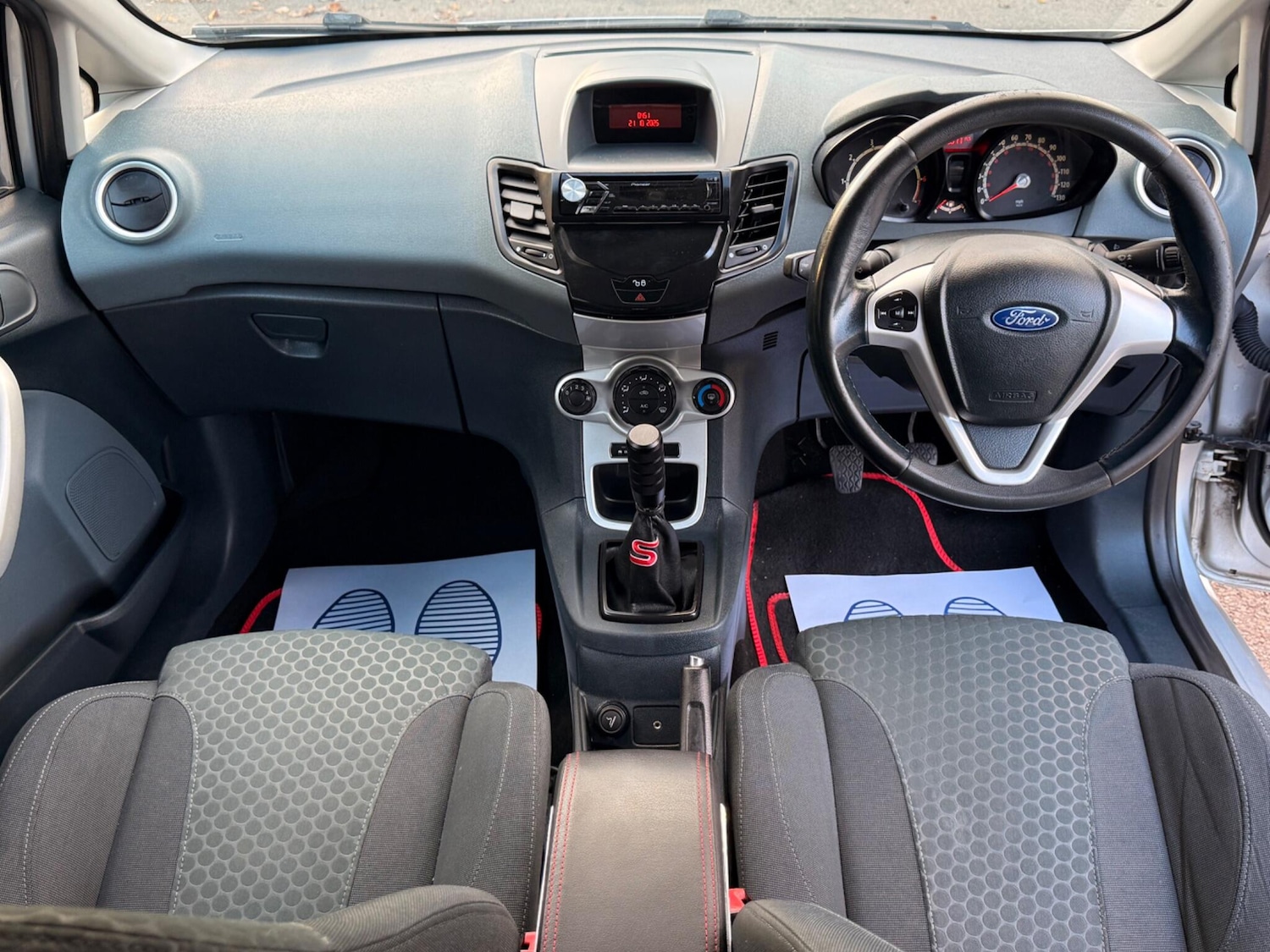 Used Ford Fiesta 2010 for sale - 76326805: Photo 15