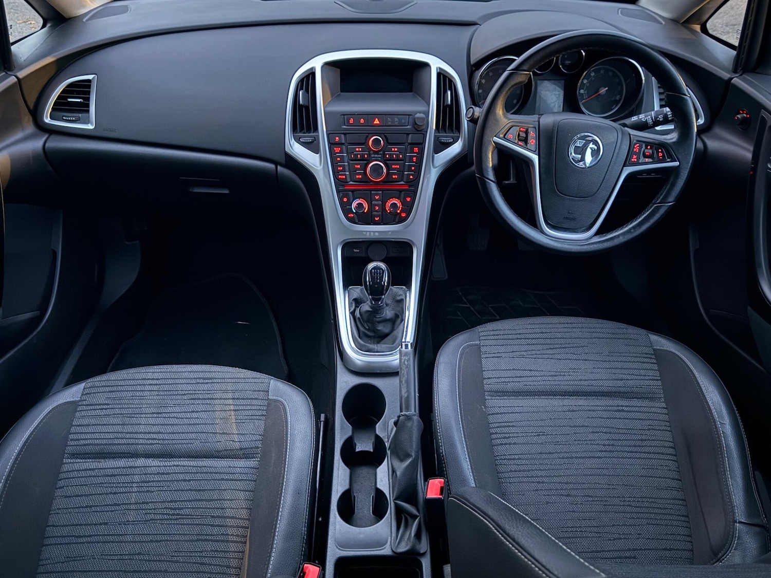 Used Vauxhall Astra for sale - 76485826: Photo 15