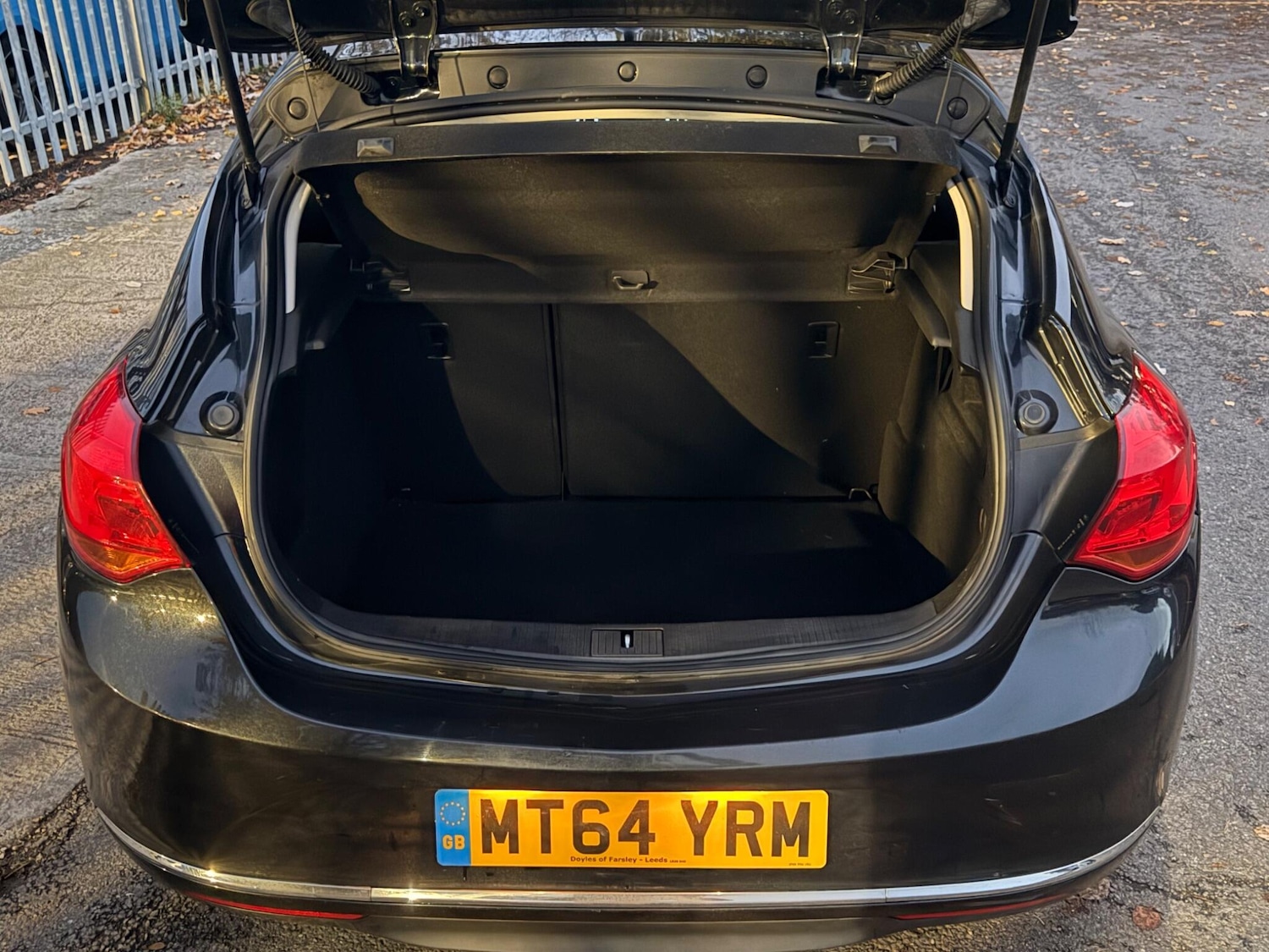 Used Vauxhall Astra for sale - 76485826: Photo 28