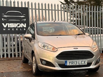 (13) - 1.5 TDCi Zetec Euro 5 3dr