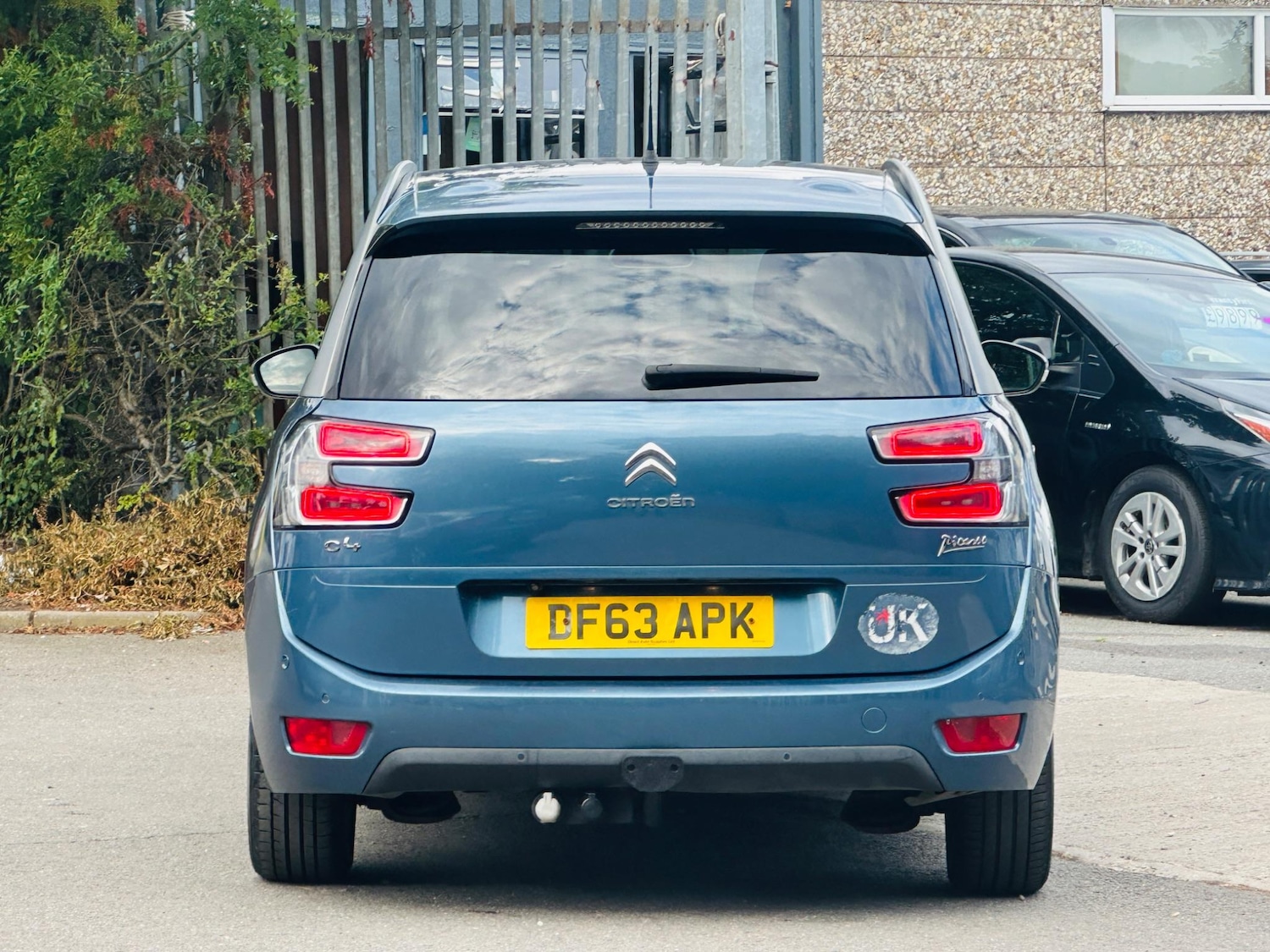 Vehicle 44