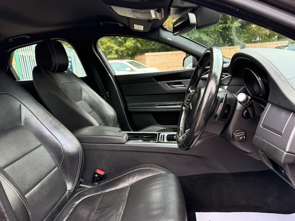 Used Jaguar XF 2016 for sale - 76295588: Photo 21