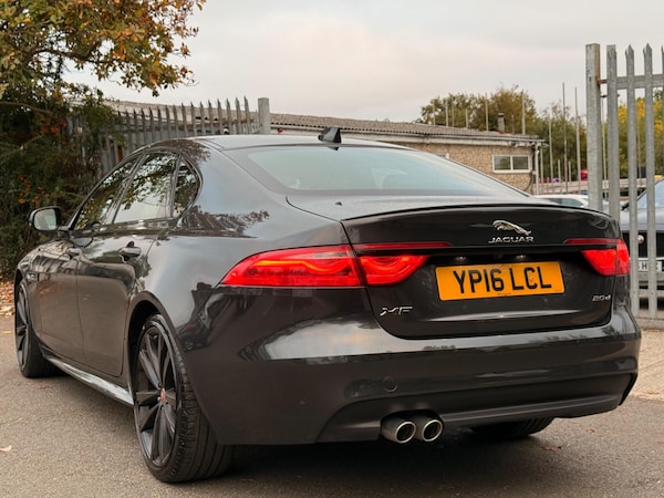 Used Jaguar XF 2016 for sale - 76295588: Photo 4