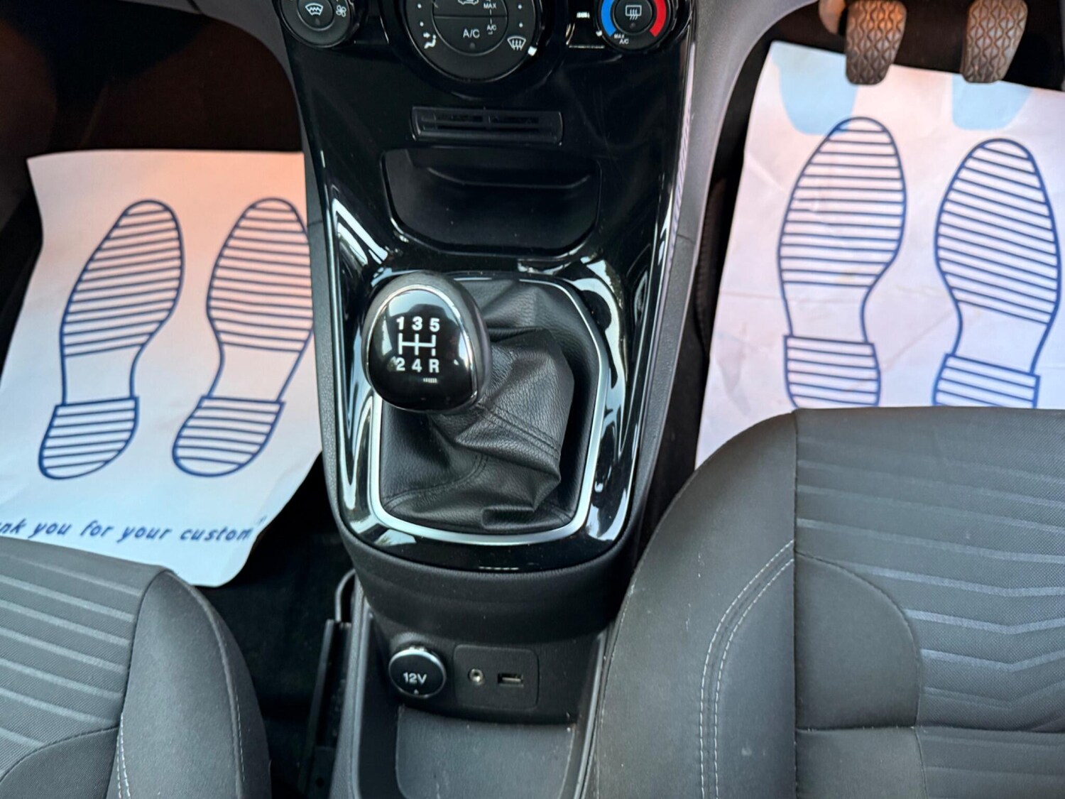 Used Ford Fiesta 2014 for sale - 76042297: Photo 17